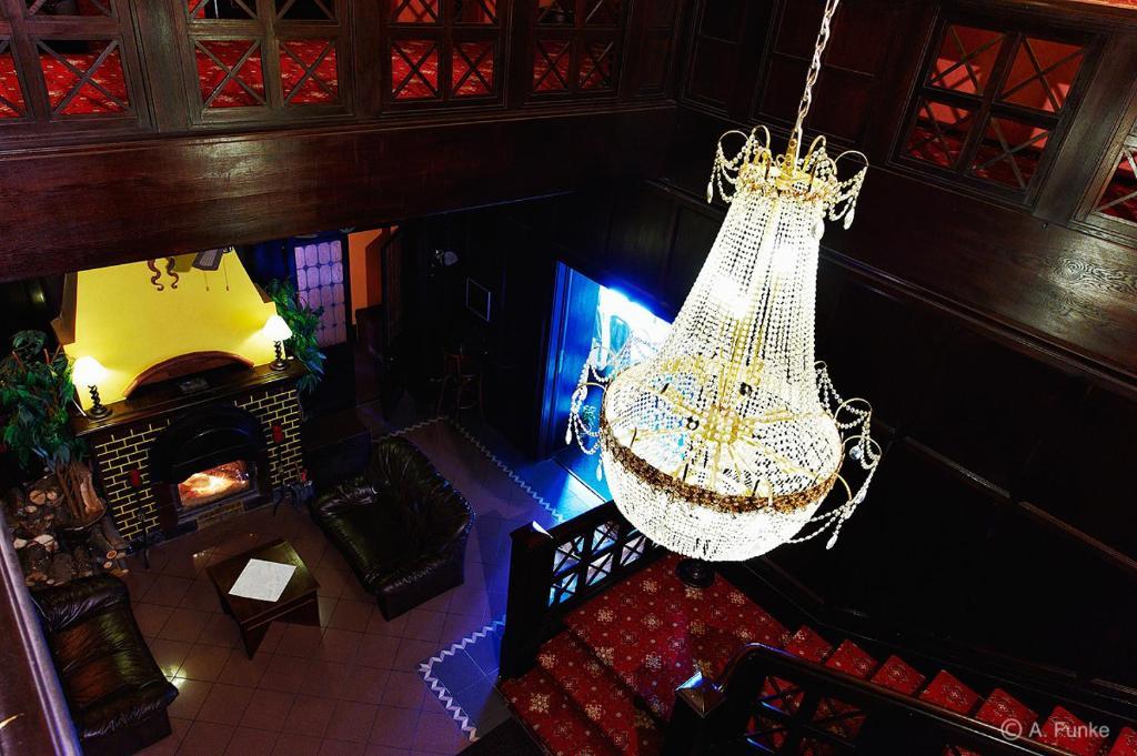 Hotel Lovecky Zamecek Orion Либерец Екстериор снимка