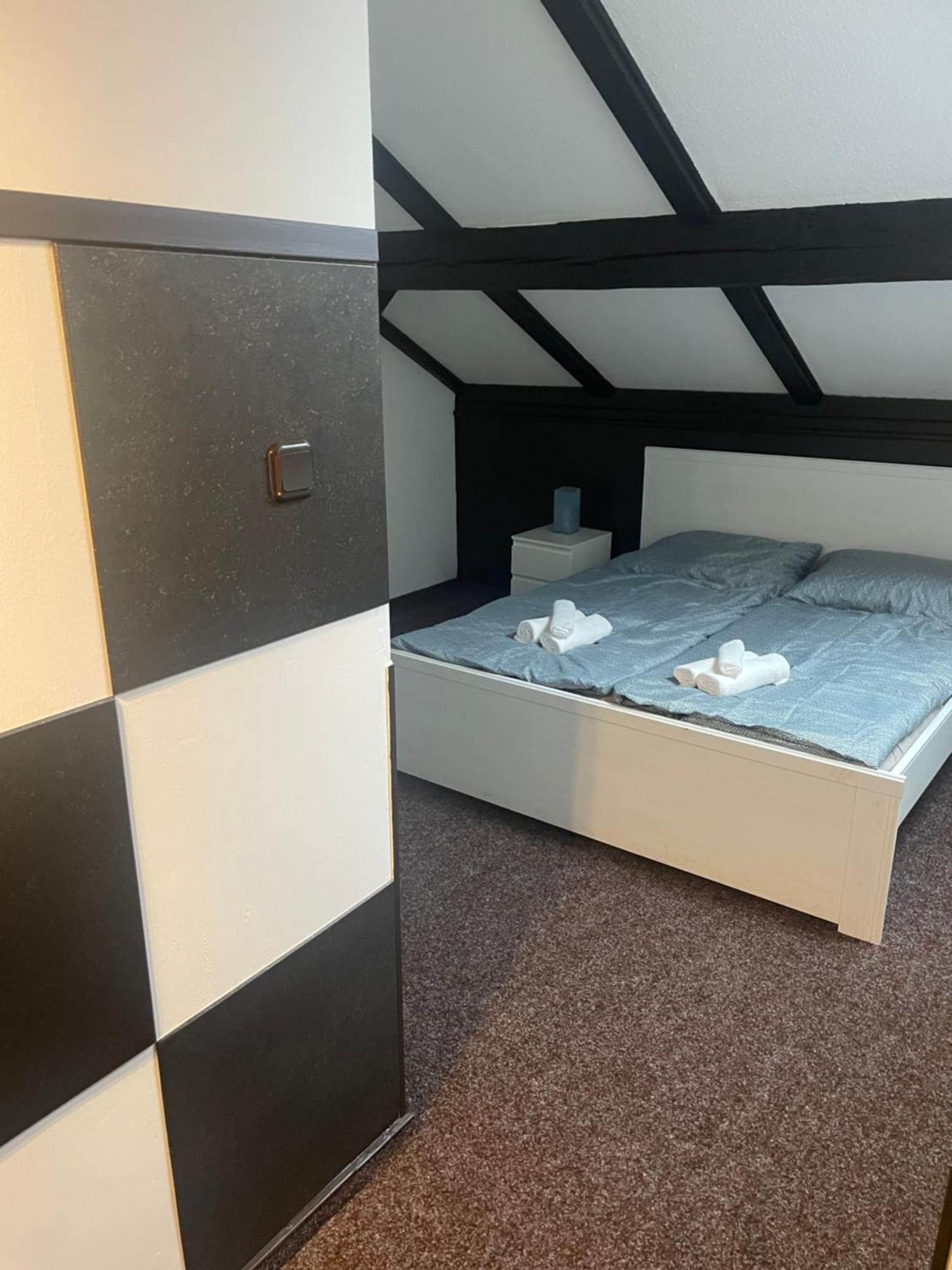 Hotel Lovecky Zamecek Orion Либерец Екстериор снимка